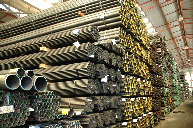 Conheça as diferenças de aço carbono e de aço galvanizado